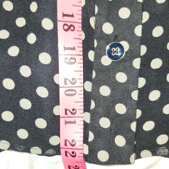 Jones New York black and white polka dot silk sleeveless blouse in sz 6 - Picture 8 of 15